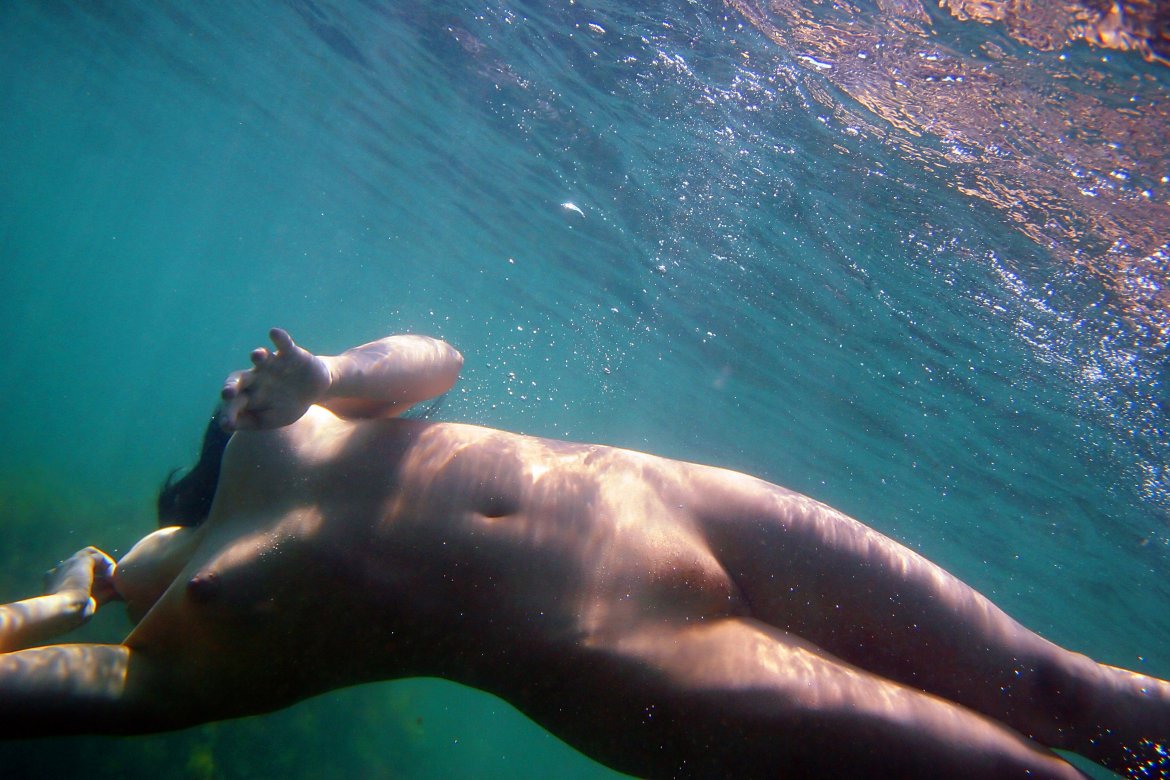 фото под водой женщина голая фото 14