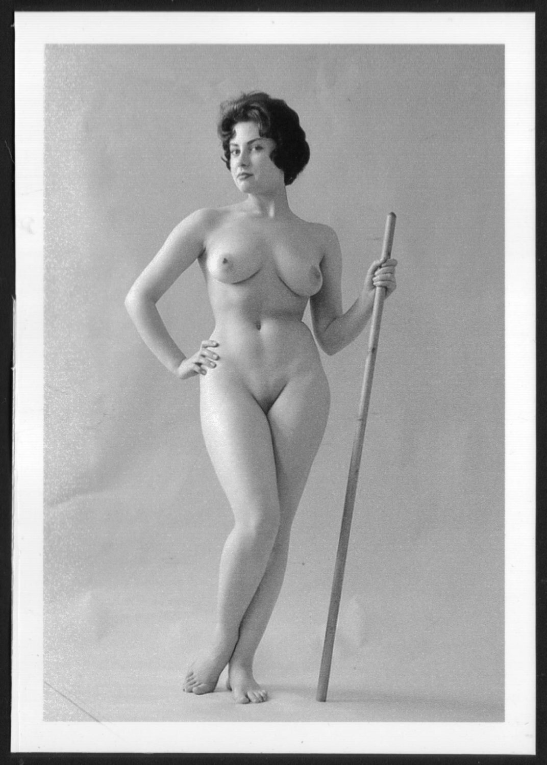 полная женщина голая в ретро фото фото 21